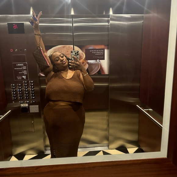 Chocolate Two Piece plus Co-Ord Knit Set - Picture 3 of 3